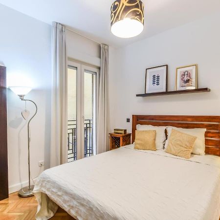 Apartamento Reformado-2 Habitaciones-5 Huespedes Alquiler Temporal Madrid Eksteriør billede